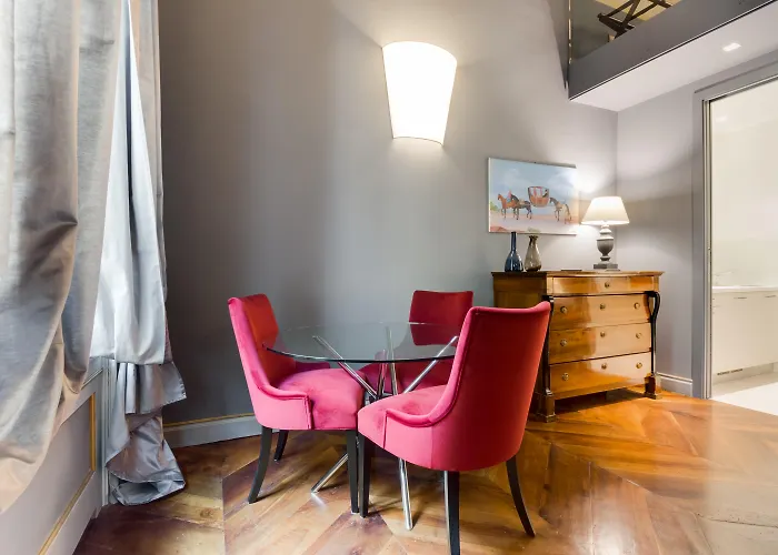 Palazzo Del Carretto-Art Apartments And Guesthouse
