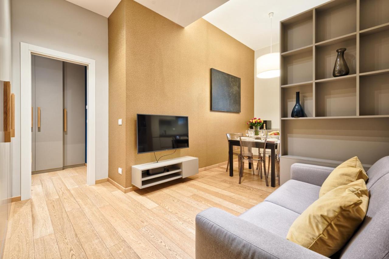 Palazzo Del Carretto-art Apartments&guesthouse