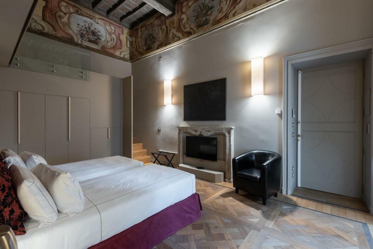 Appartamento Palazzo Del Carretto-art Apartments&guesthouse *